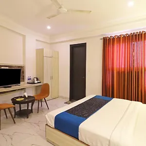 *** Hotel Almora Near Delhi Airport India