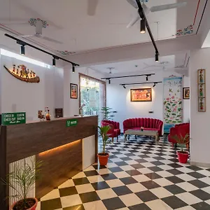**** Hotel Dera Pichola- A Facing Boutique India